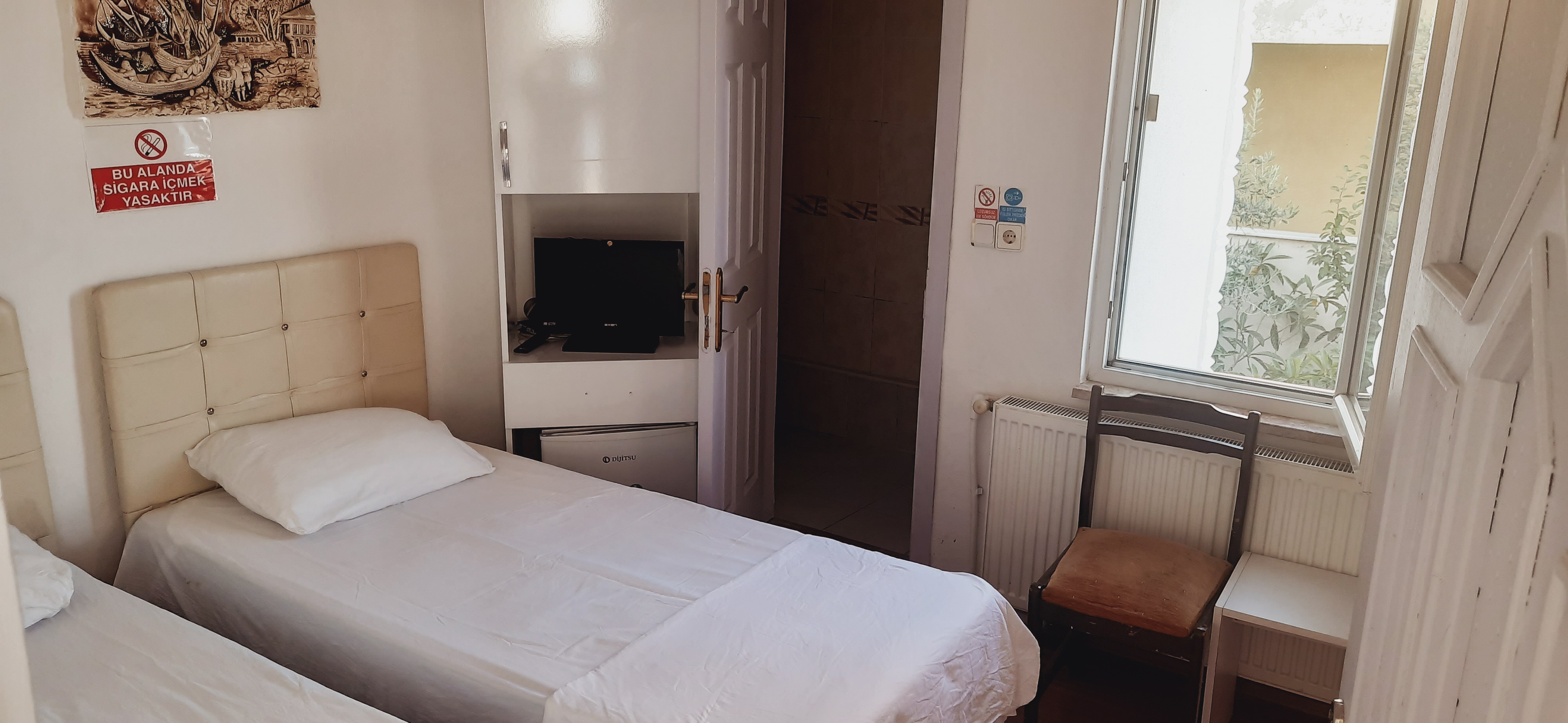 Deniz Manzaralı Kaliteli Standart Oda