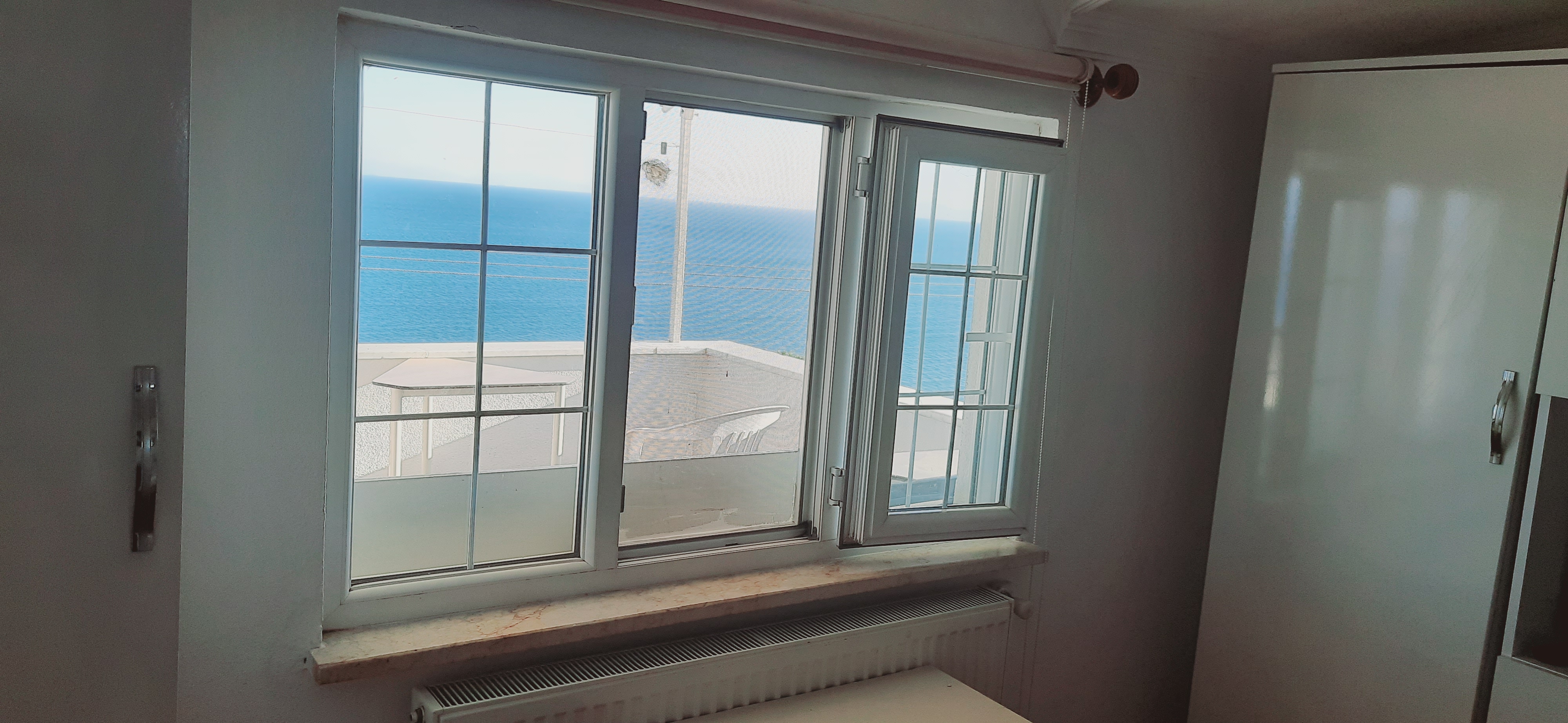 Deniz Manzaralı Kaliteli Standart Oda