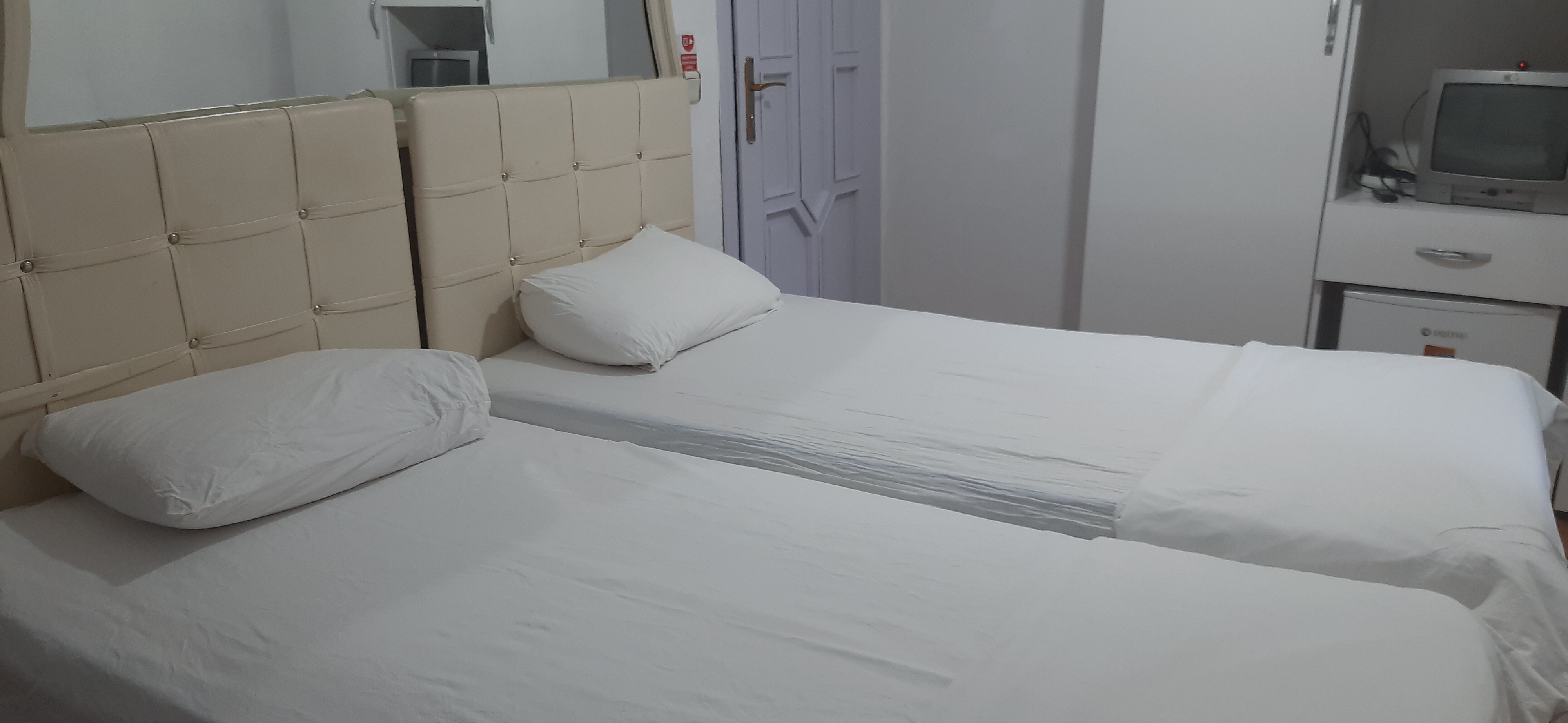 Deniz Manzaralı Kaliteli Standart Oda