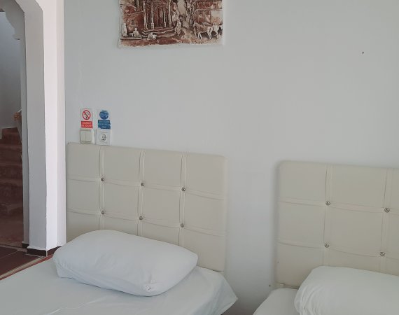 Deniz Manzaralı Kaliteli Standart Oda