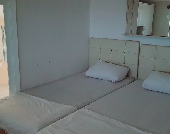 Deniz Manzaralı Kaliteli Standart Oda