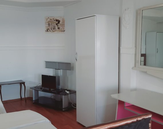 Deniz Manzaralı Mutfaklı Stüdyo Oda